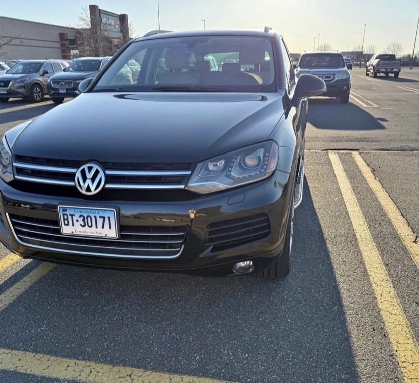2014 Volkswagen Touareg Sport